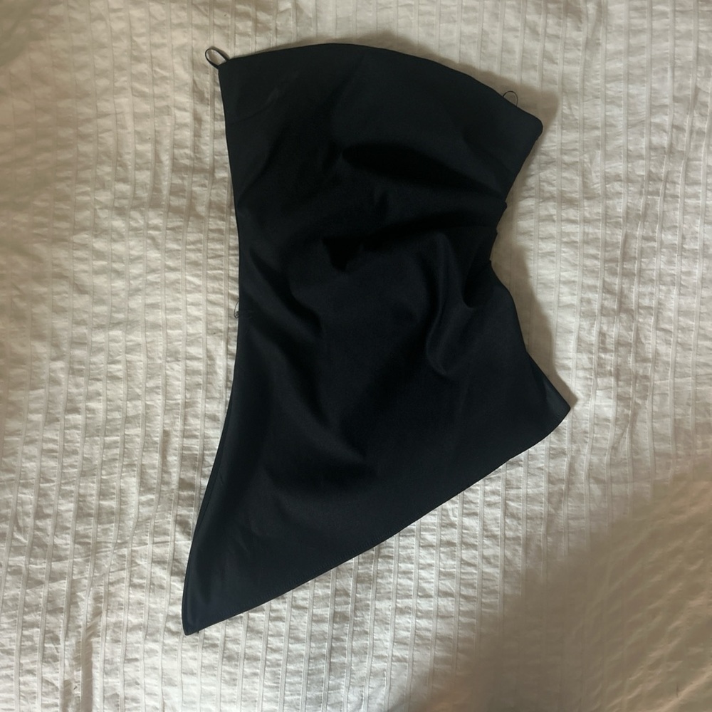 Zara Black Strapless Asymmetric Top